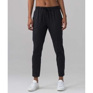 Lululemon Jet Crop Pant Women's 14 Black Desert Snake Embossed Slim Luxtreme 7/8